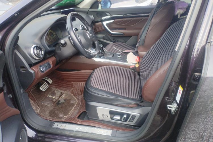 Used Wey VV7 2017 2.0T Flagship Model Left Front Seat