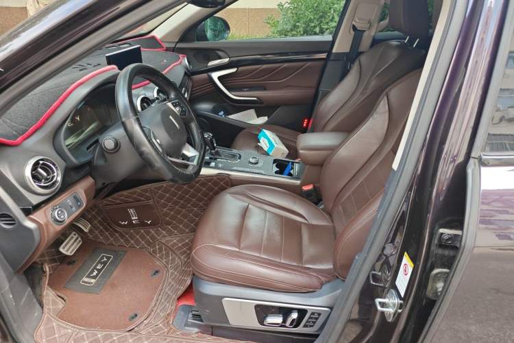 Used Wey VV7 2017 2.0T Flagship Model Left Front Seat