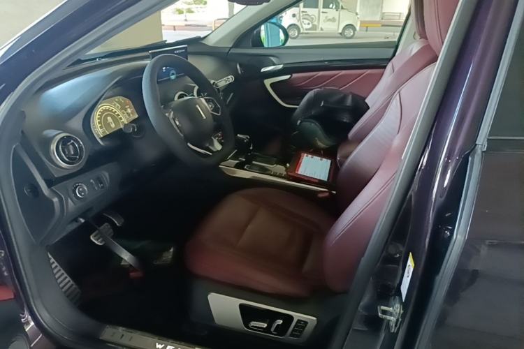 Used Wey VV7 2017 2.0T Flagship Model Left Front Seat