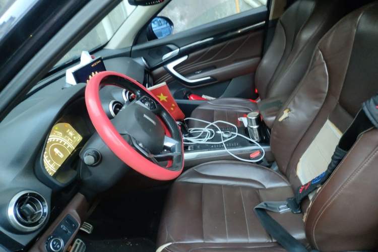 Used Wey VV7 2017 2.0T Flagship Model Left Front Seat