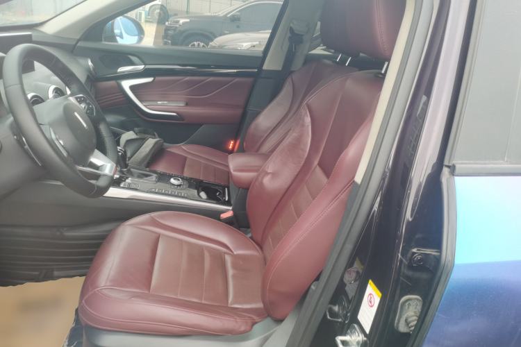Used Wey VV7 2017 2.0T Flagship Model Left Front Seat