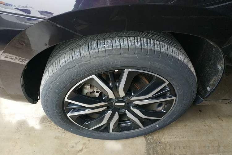 Used Wey VV7 2017 2.0T Ultra-Luxury Version Left Front Wheel Hub
