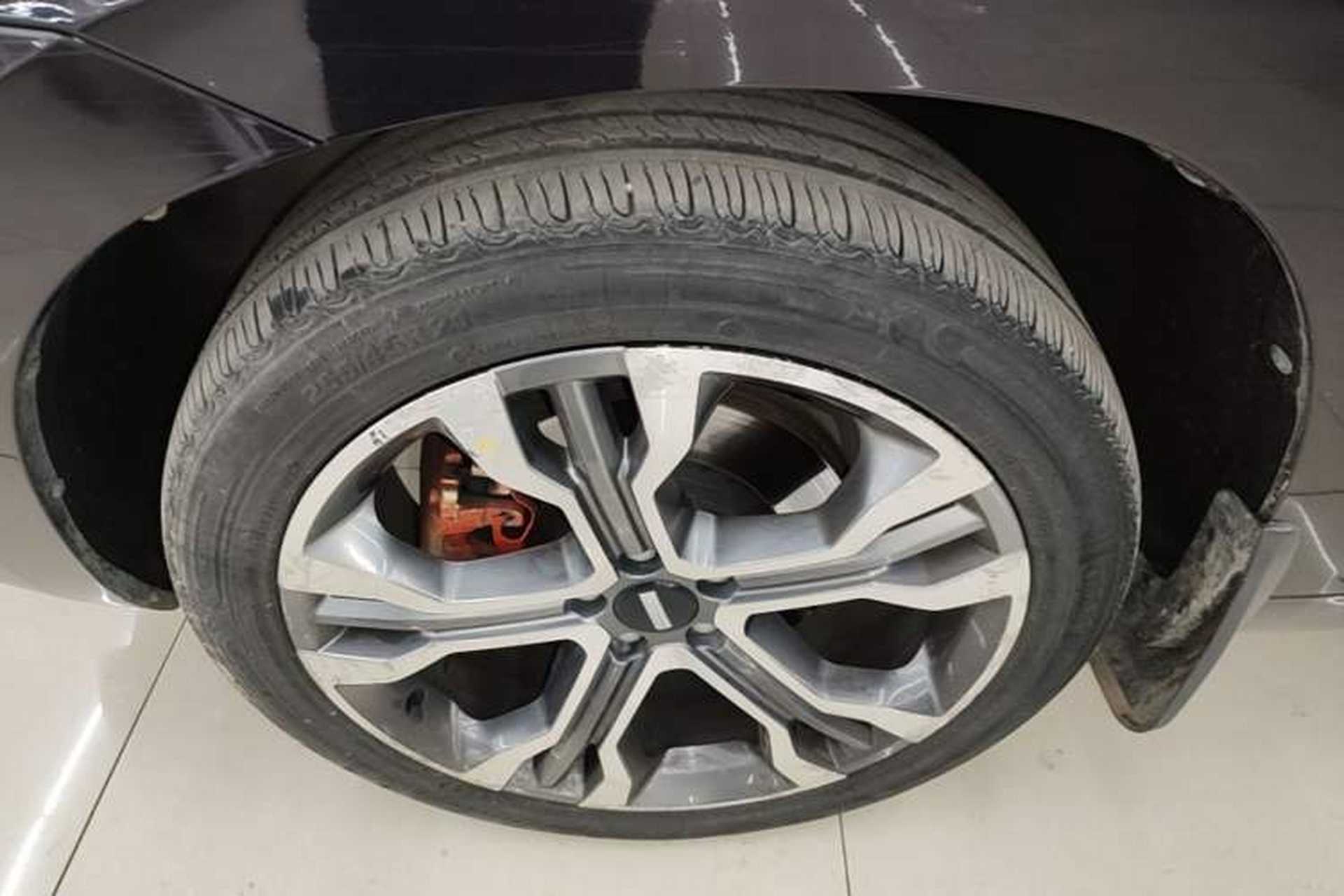 Used Wey VV7 2017 2.0T Flagship Model Left Front Wheel Hub
