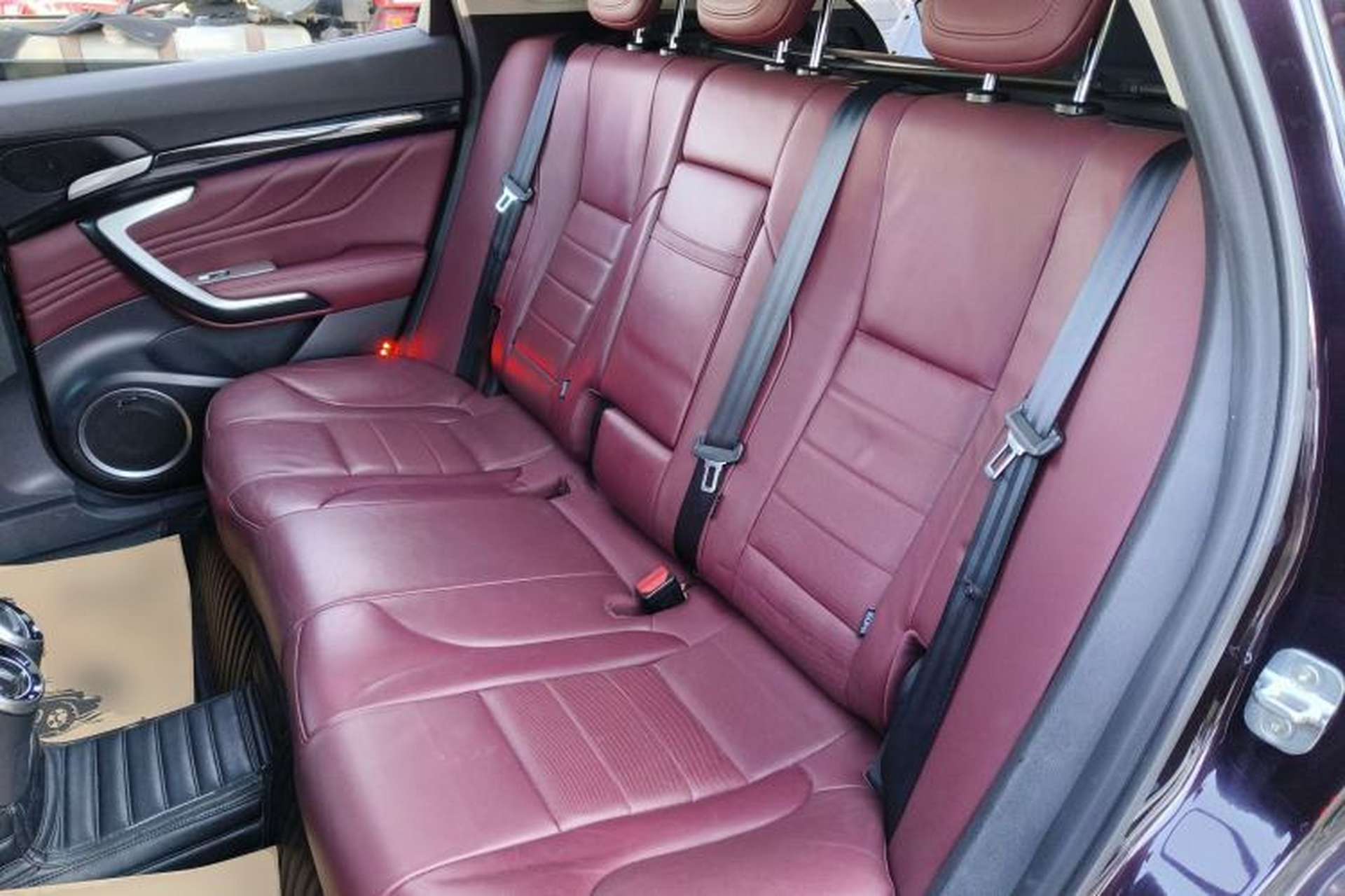 Used Wey VV7 2017 2.0T Flagship Model Left Rear Seat