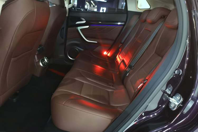 Used Wey VV7 2017 2.0T Flagship Model Left Rear Seat