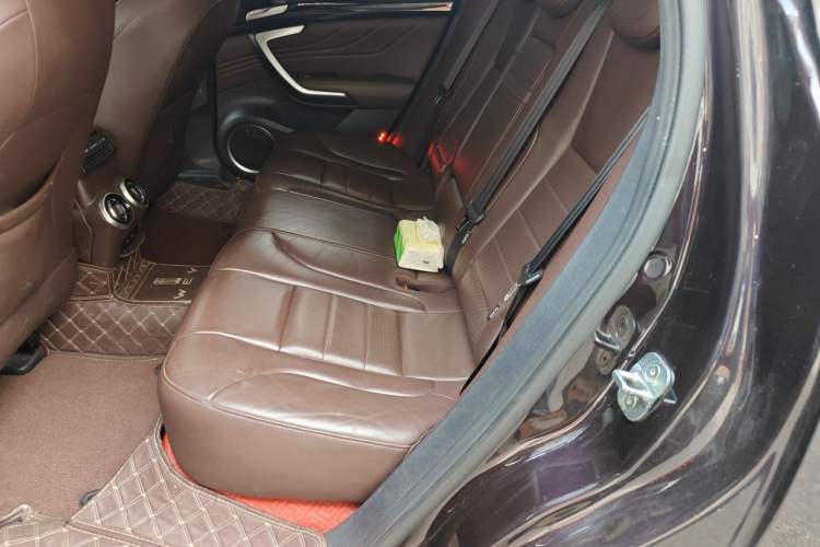 Used Wey VV7 2017 2.0T Flagship Model Left Rear Seat