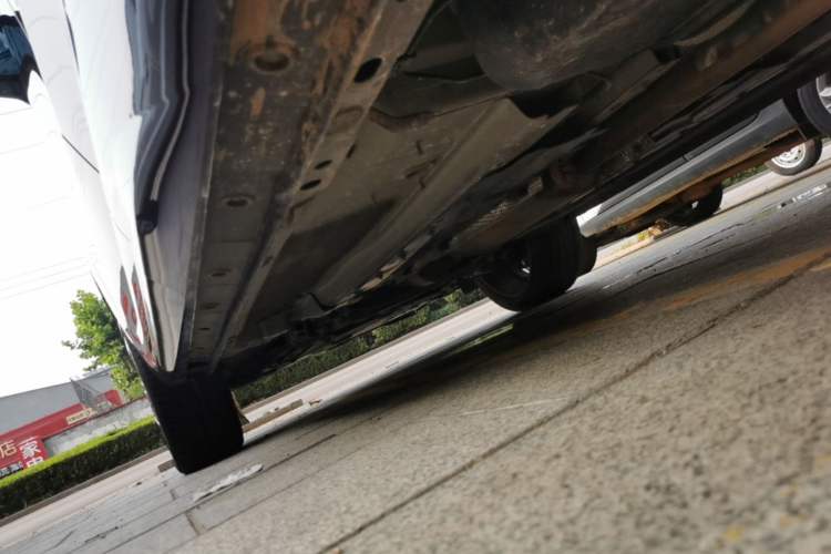 Used Wey VV7 2017 2.0T Flagship Model Left Side Sill