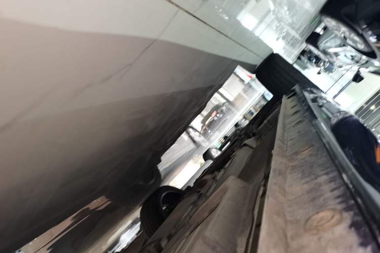 Used Wey VV7 2017 2.0T Flagship Model Left Side Sill