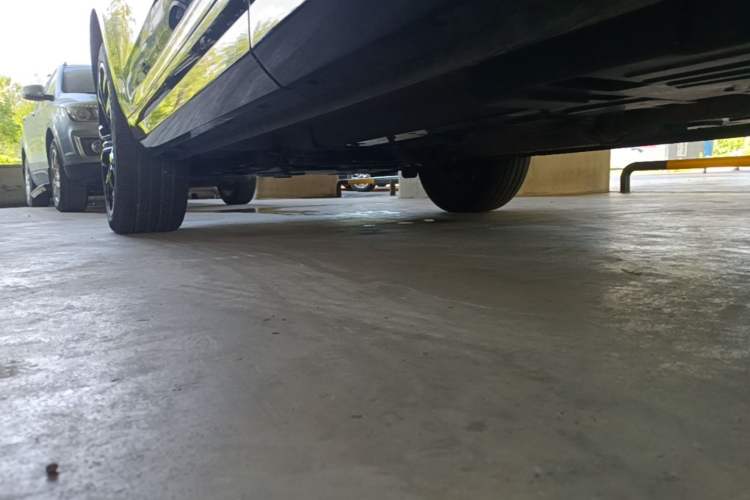 Used Wey VV7 2017 2.0T Flagship Model Left Side Sill