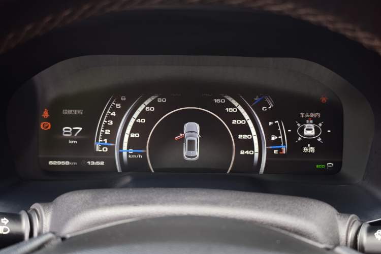 Used Wey VV7 2017 2.0T Ultra-Luxury Version Odometer Close Up