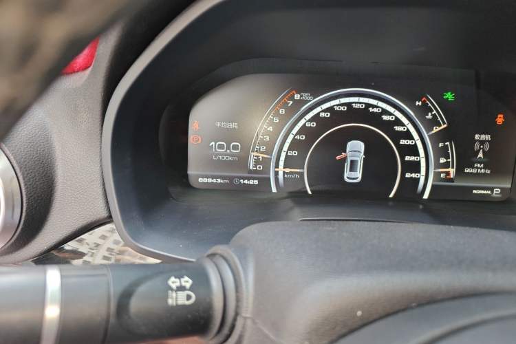 Used Wey VV7 2017 2.0T Flagship Model Odometer Close Up