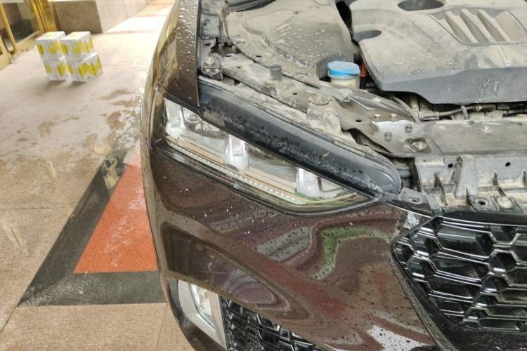 Used Wey VV7 2017 2.0T Ultra-Luxury Version Right Front Headlight