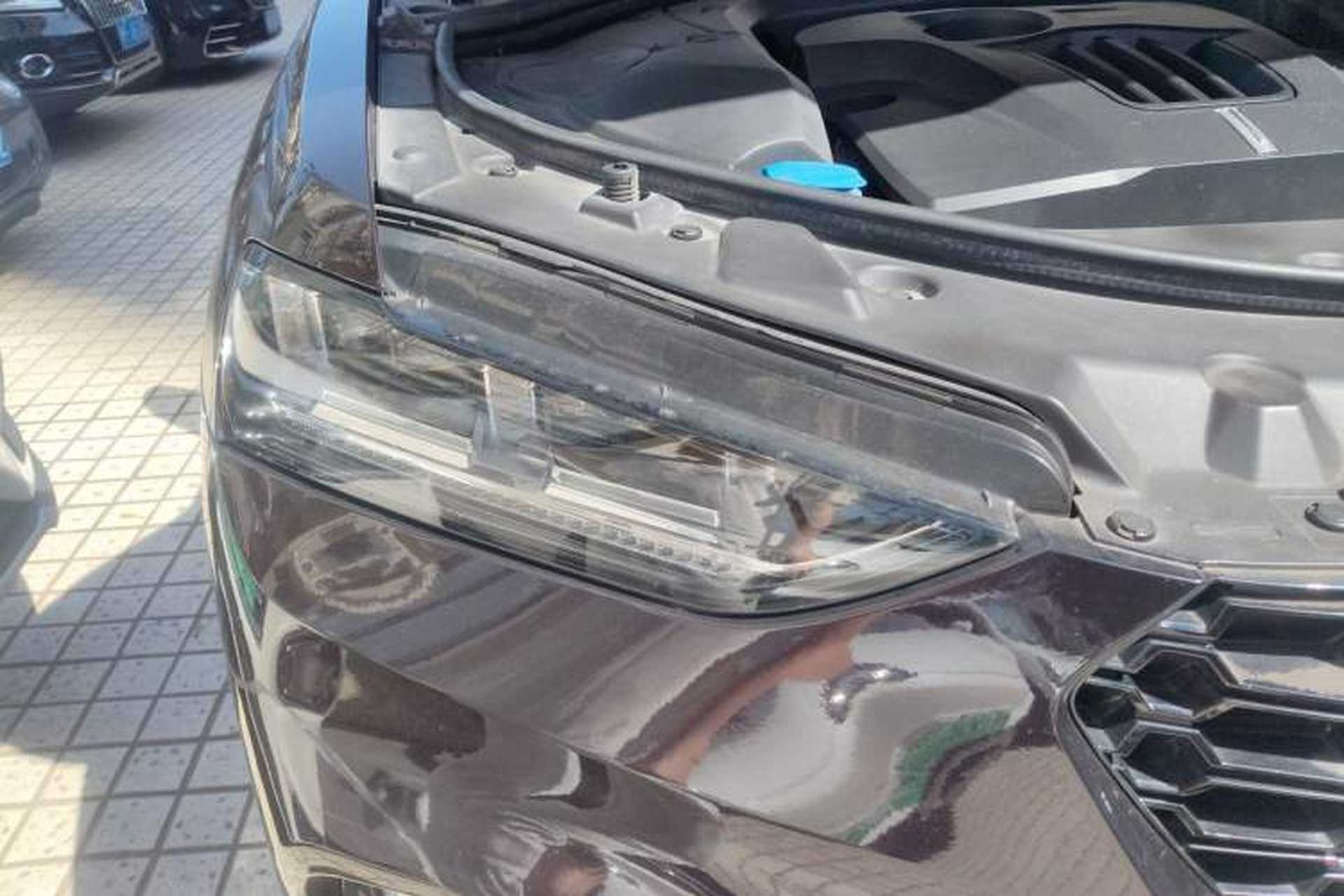 Used Wey VV7 2017 2.0T Flagship Model Right Front Headlight