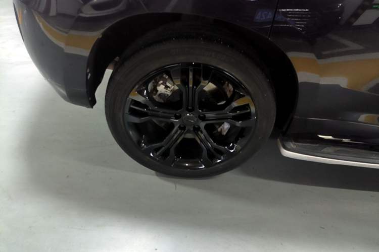 Used Wey VV7 2017 2.0T Flagship Model Right Rear Wheel Hub