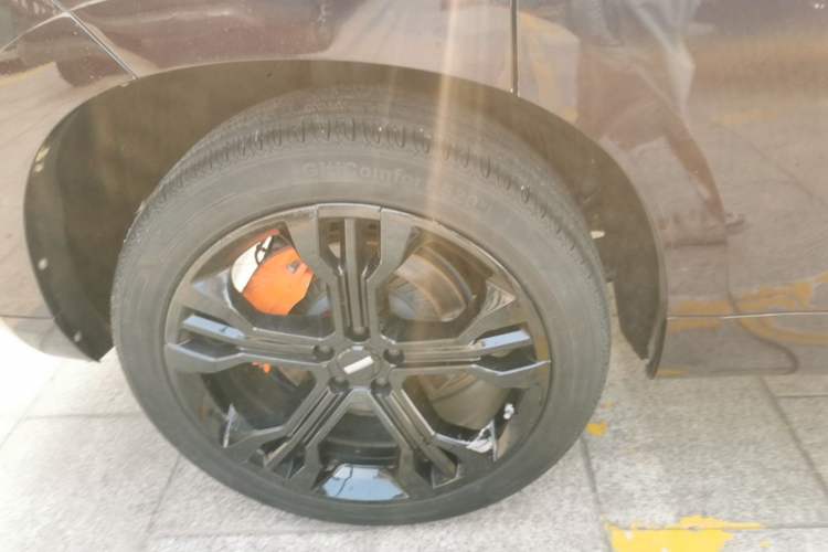 Used Wey VV7 2017 2.0T Flagship Model Right Rear Wheel Hub