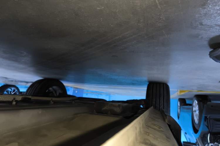 Used Wey VV7 2017 2.0T Flagship Model Right Side Sill