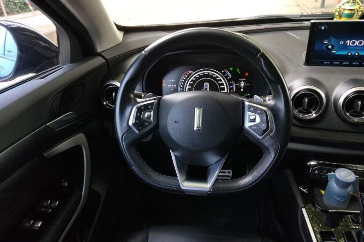 Used Wey VV7 2017 2.0T Flagship Model Steering Wheel