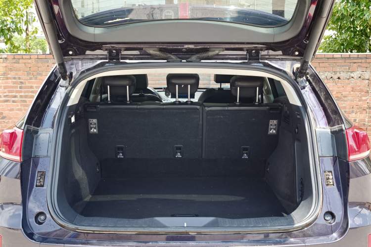 Used Wey VV7 2017 2.0T Ultra-Luxury Version Trunk