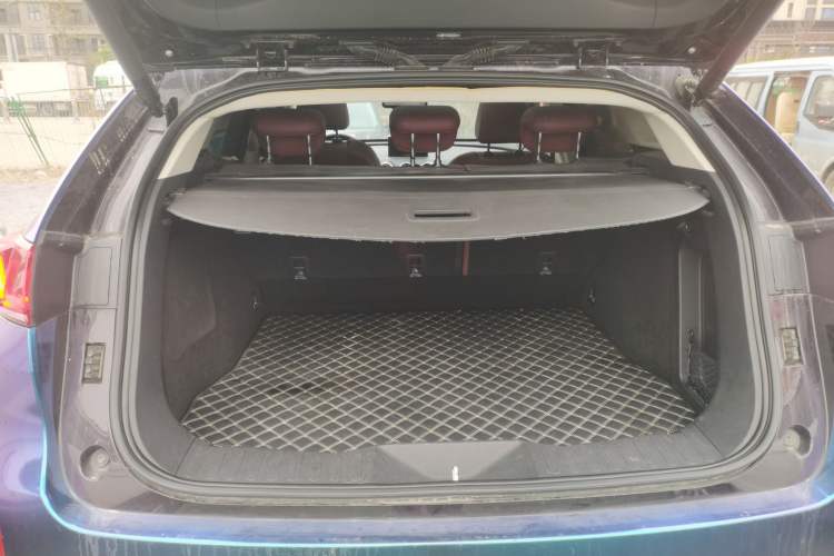 Used Wey VV7 2017 2.0T Flagship Model Trunk
