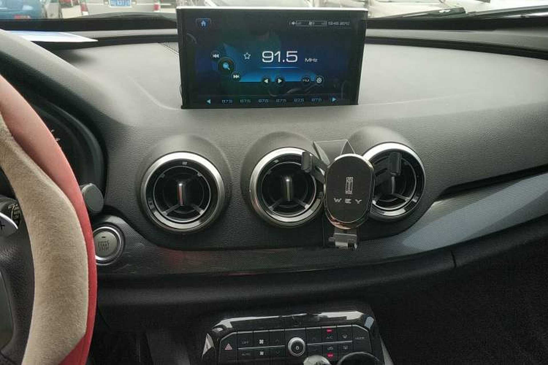 Used Wey VV7 2017 2.0T Luxury Model Audio And AC Panel