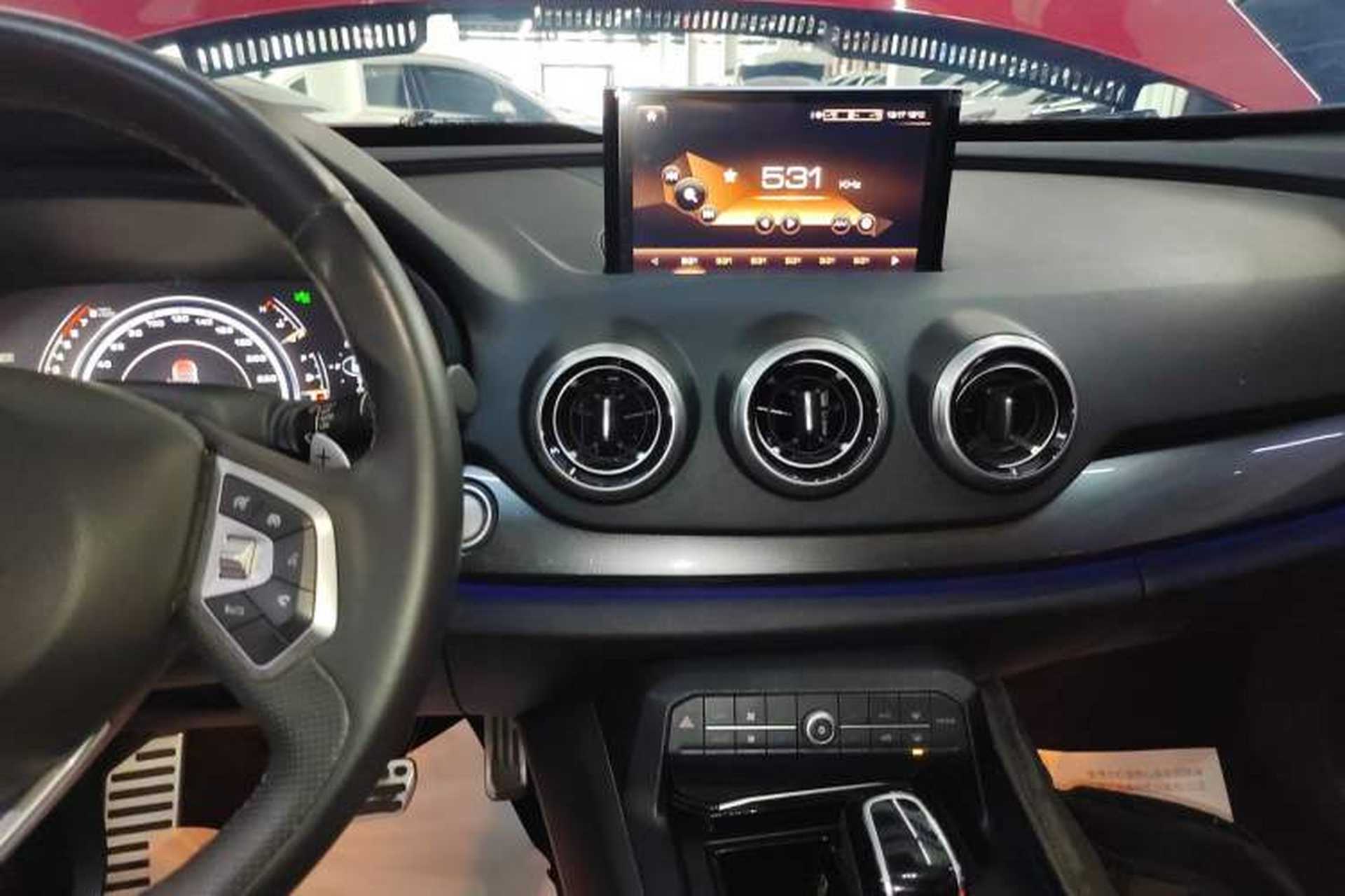 Used Wey VV7 2017 2.0T Flagship Model Audio And AC Panel