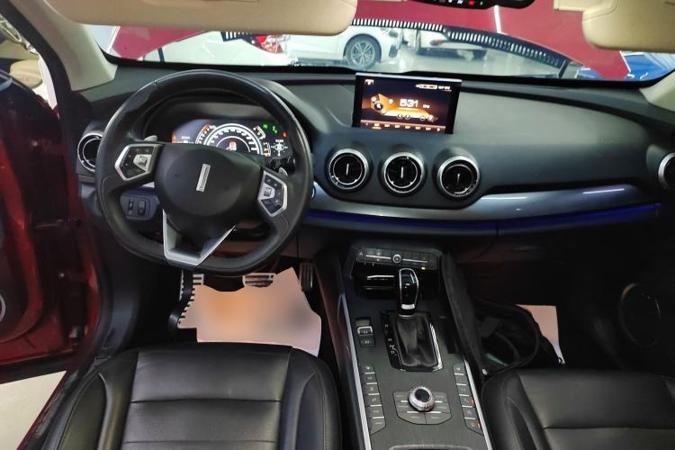 Used Wey VV7 2017 2.0T Flagship Model Center Console