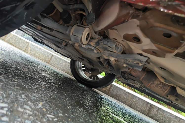 Used Wey VV7 2017 2.0T Flagship Model Chassis Front Left