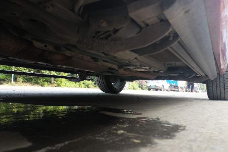 Used Wey VV7 2017 2.0T Flagship Model Chassis Front Left