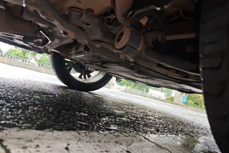 Used Wey VV7 2017 2.0T Flagship Model Chassis Front Right