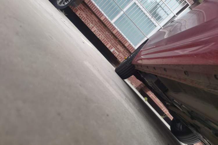 Used Wey VV7 2017 2.0T Flagship Model Chassis Front Right