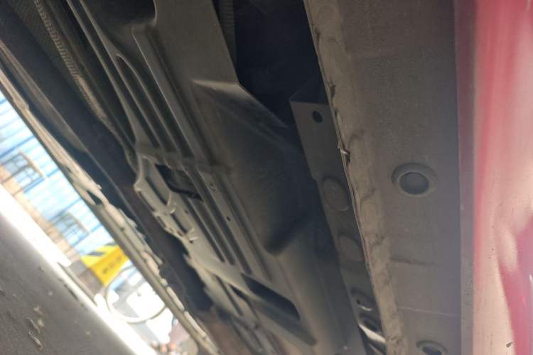 Used Wey VV7 2017 2.0T Flagship Model Chassis Rear Right