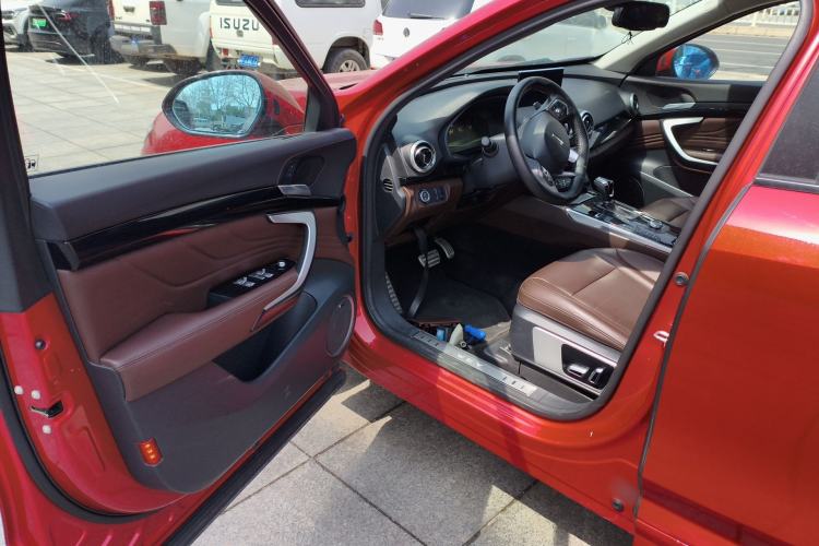 Used Wey VV7 2017 2.0T Flagship Model Driver Seat