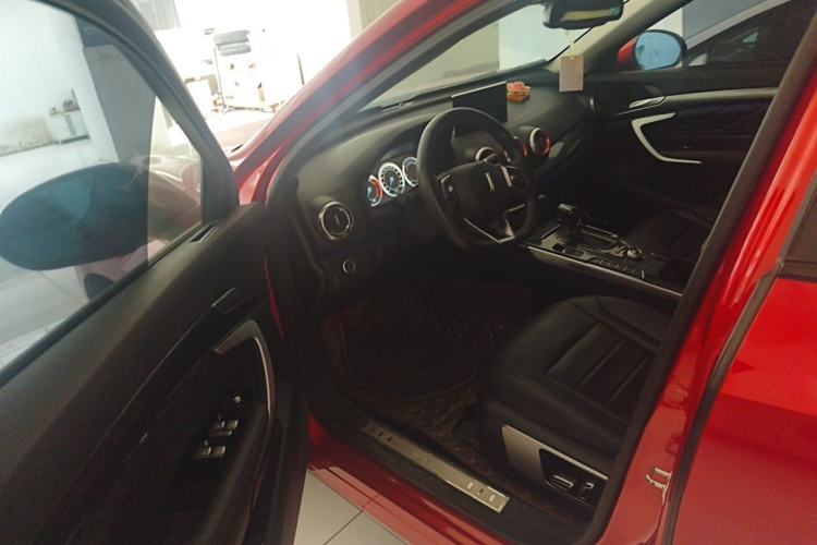Used Wey VV7 2017 2.0T Ultra-Luxury Version Driver Seat