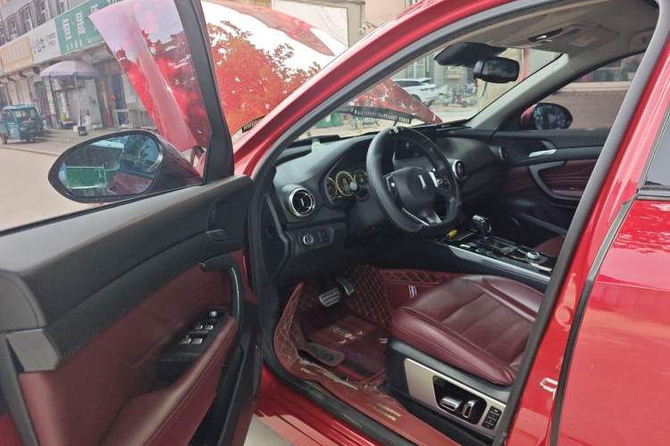 Used Wey VV7 2017 2.0T Flagship Model Driver Seat