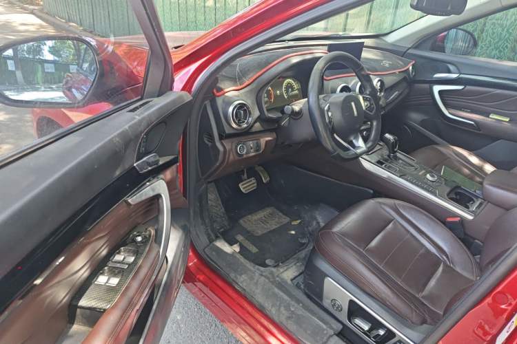 Used Wey VV7 2017 2.0T Flagship Model Driver Seat