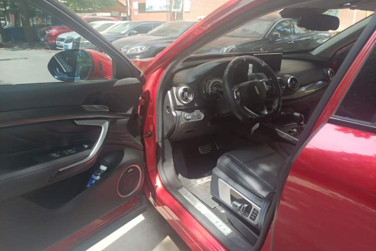Used Wey VV7 2017 2.0T Flagship Model Driver Seat