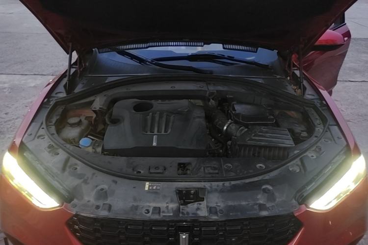 Used Wey VV7 2017 2.0T Flagship Model Engine Bay