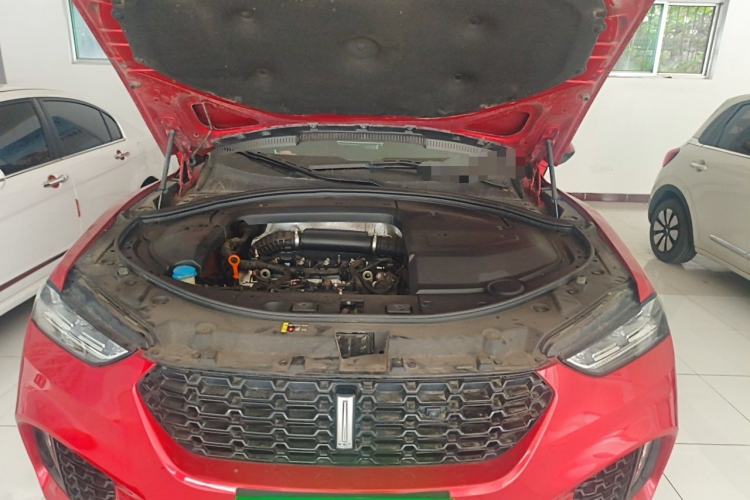 Used Wey VV7 2017 2.0T Ultra-Luxury Version Engine Bay