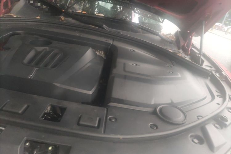 Used Wey VV7 2017 VV7c 2.0T Flagship Model Engine Bay Left