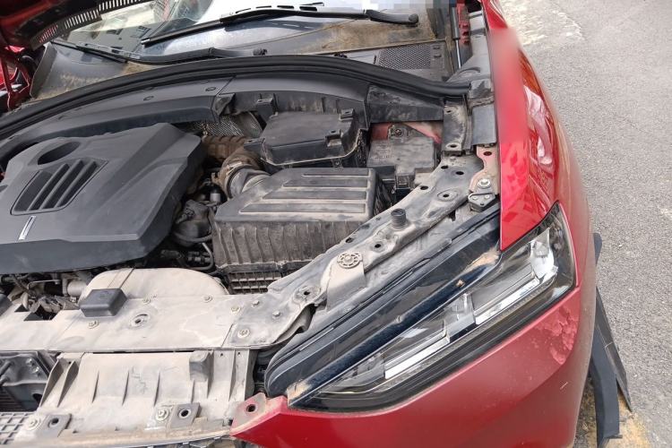 Used Wey VV7 2017 VV7c 2.0T Flagship Model Engine Bay Left