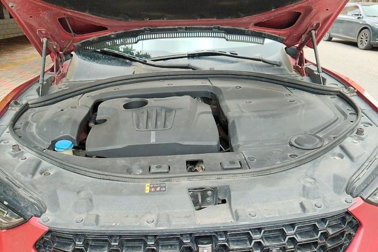 Used Wey VV7 2017 2.0T Flagship Model Engine Bay