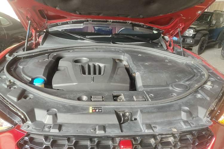 Used Wey VV7 2017 2.0T Flagship Model Engine Bay