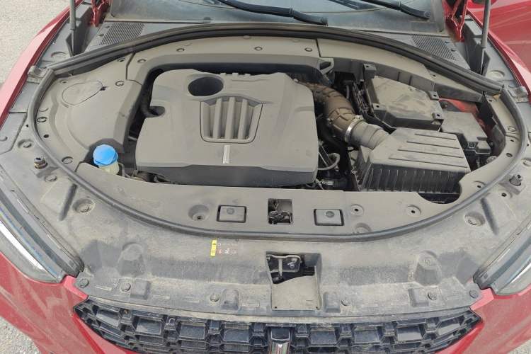 Used Wey VV7 2017 2.0T Ultra-Luxury Version Engine Bay