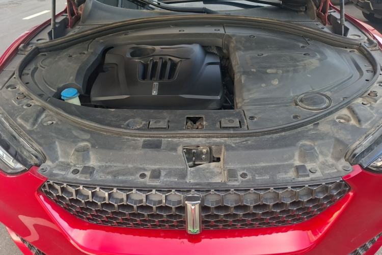 Used Wey VV7 2017 2.0T Ultra-Luxury Version Engine Bay
