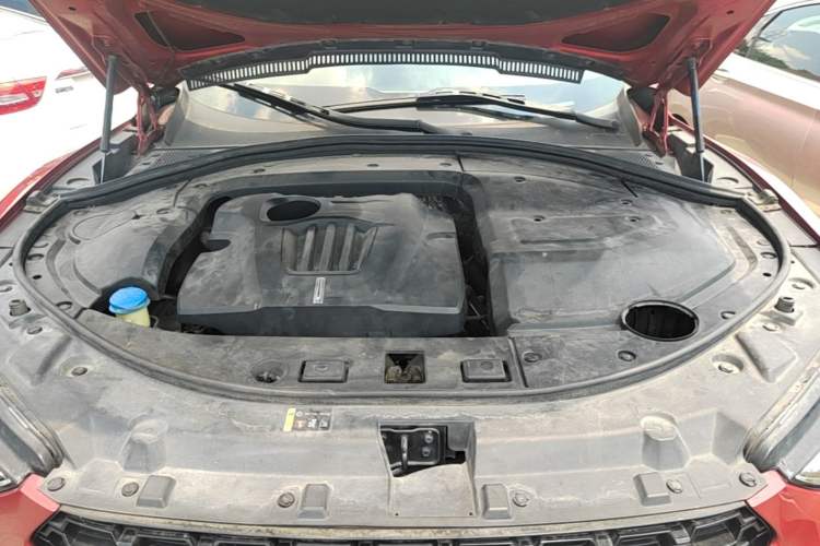 Used Wey VV7 2017 2.0T Flagship Model Engine Bay