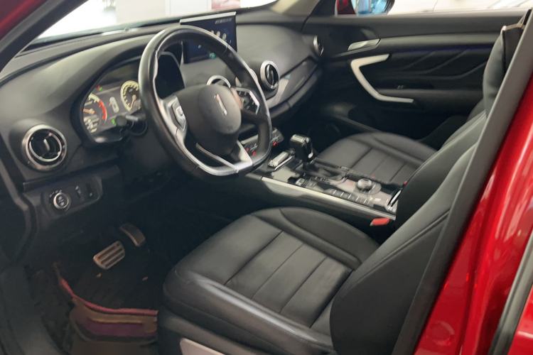 Used Wey VV7 2017 2.0T Flagship Model Interior 1