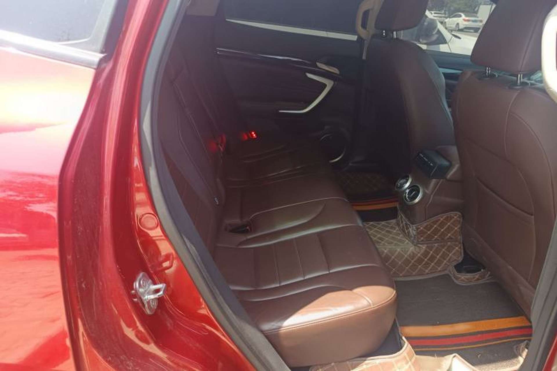 Used Wey VV7 2017 2.0T Flagship Model Interior 5
