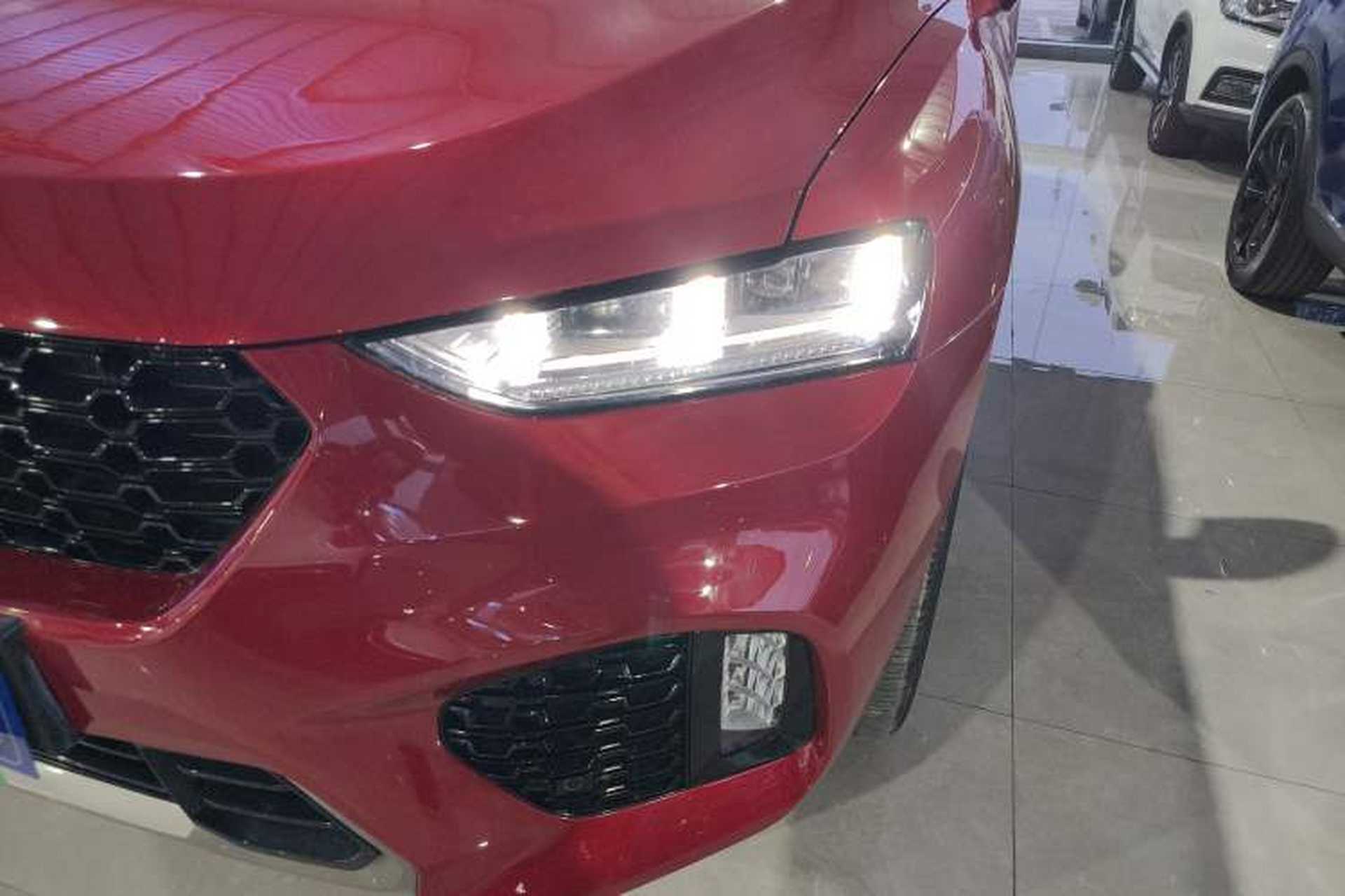 Used Wey VV7 2017 2.0T Ultra-Luxury Version Left Front Headlight