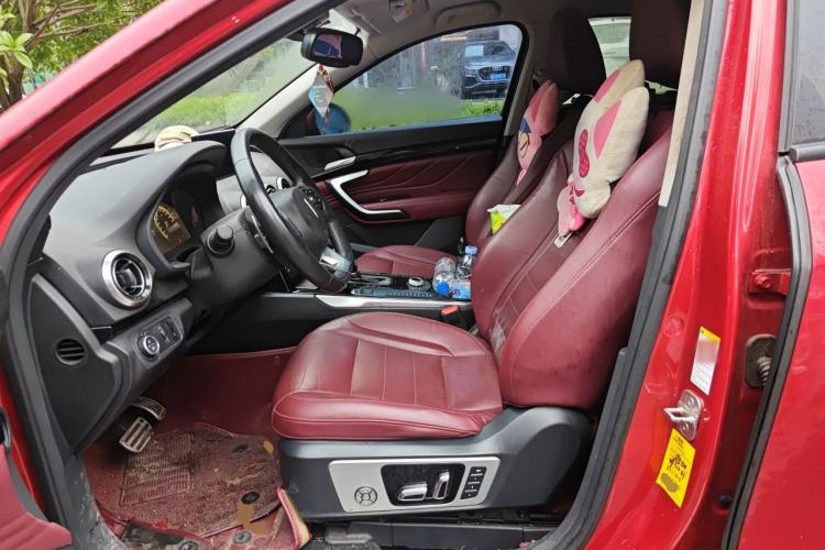 Used Wey VV7 2017 2.0T Flagship Model Left Front Seat