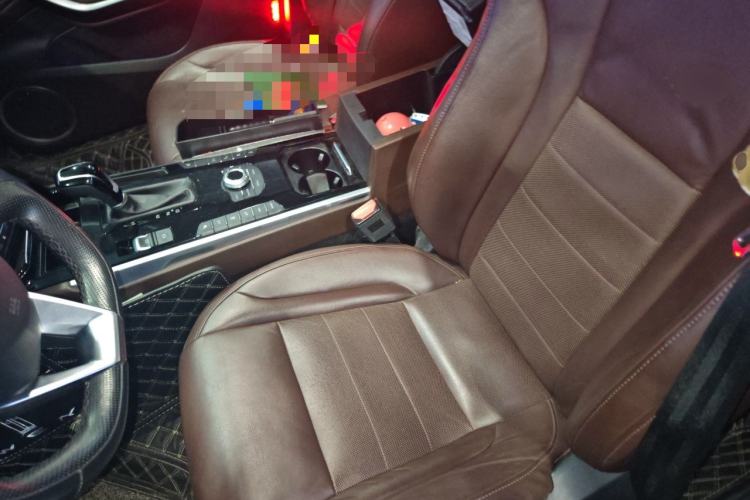 Used Wey VV7 2017 2.0T Flagship Model Left Front Seat